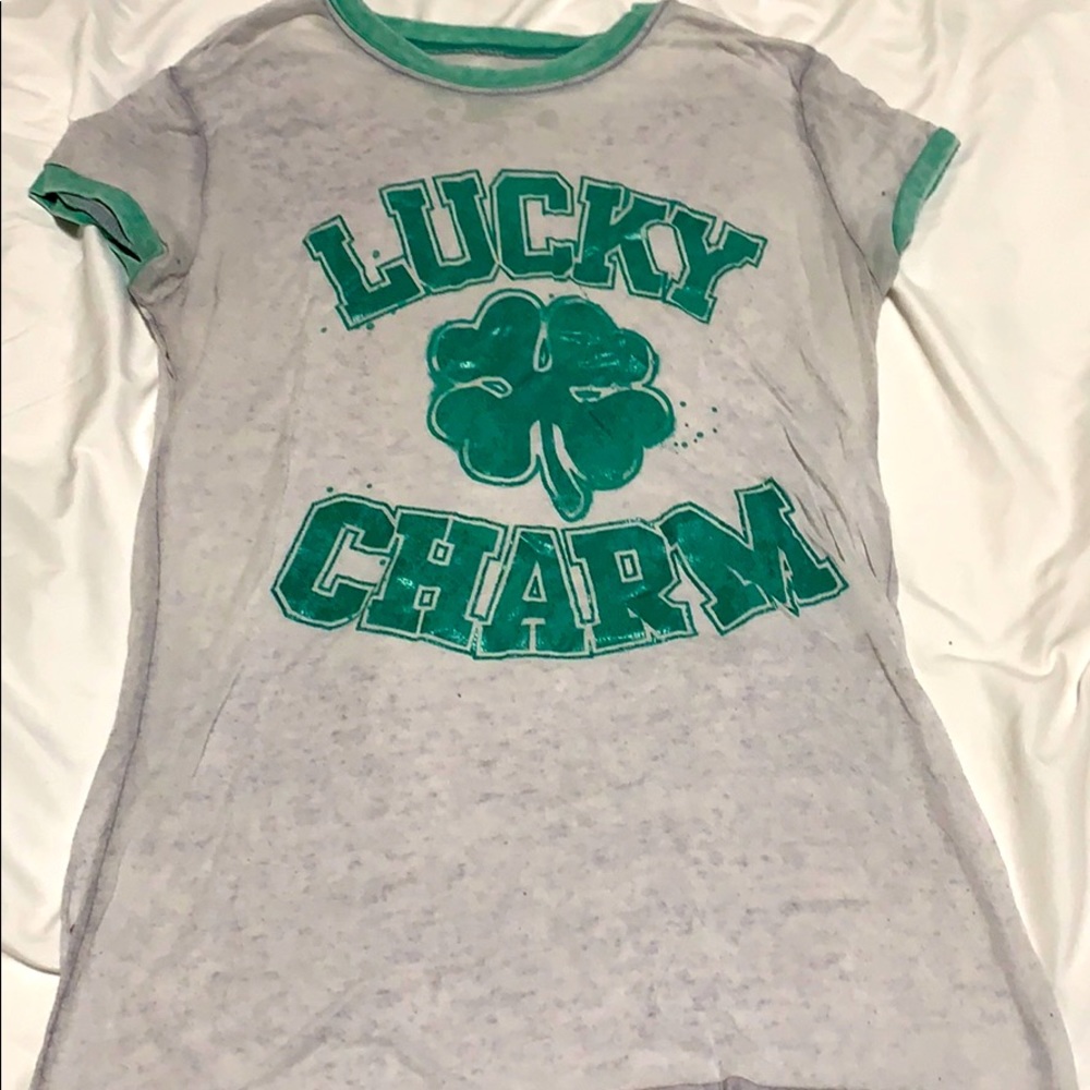 L.O.L tee shirt